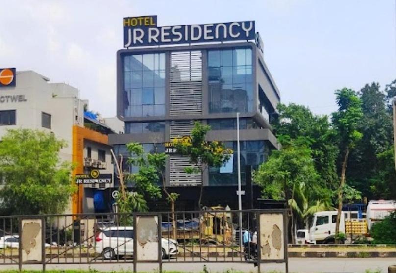 J R Residency Hotel Navi Mumbai Ngoại thất bức ảnh