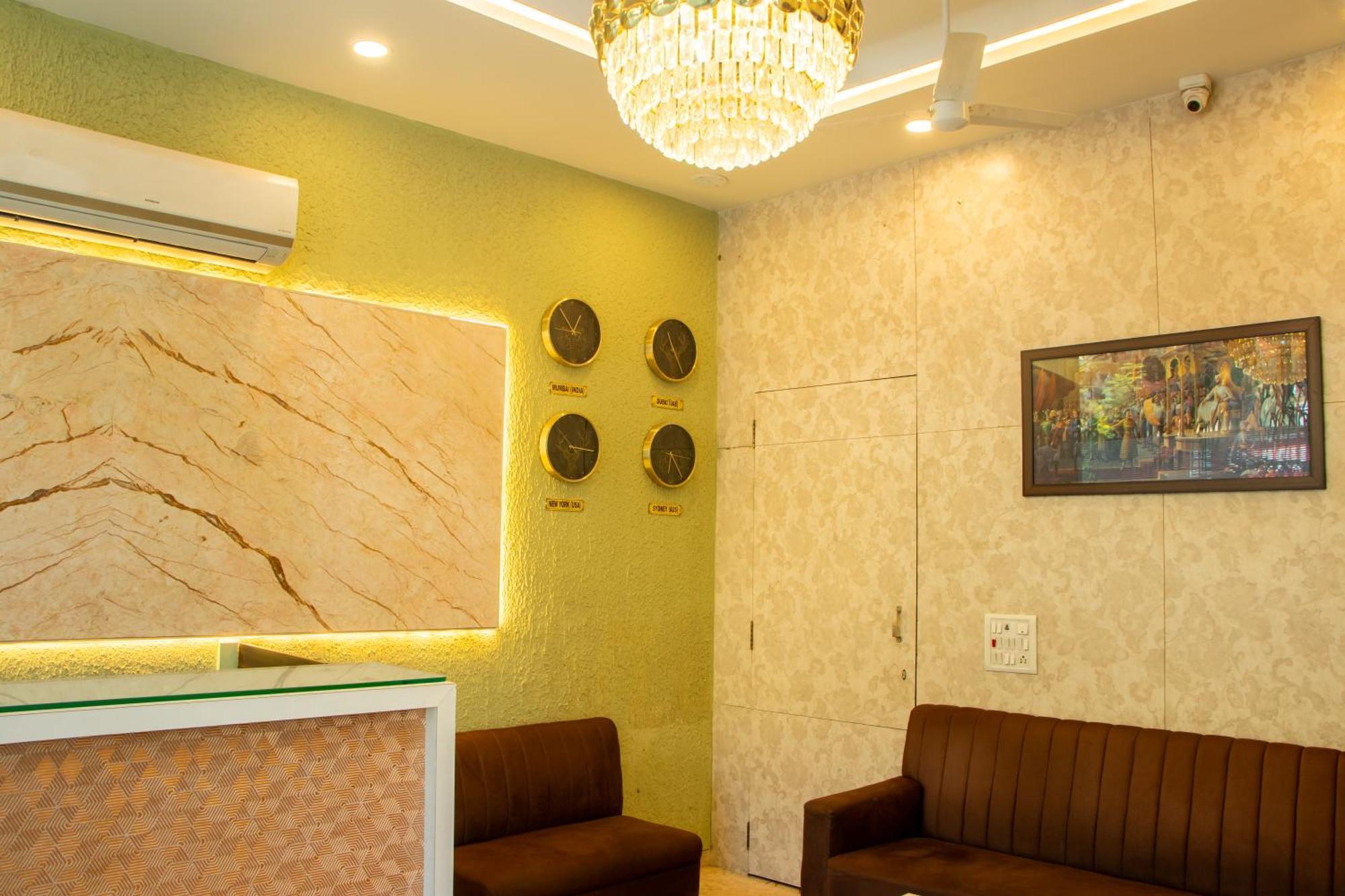 J R Residency Hotel Navi Mumbai Ngoại thất bức ảnh